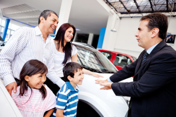 10 Tips On How To Negotiate With A Car Dealer