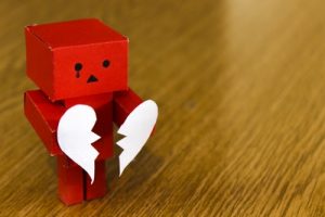 break heart red table robot divorce