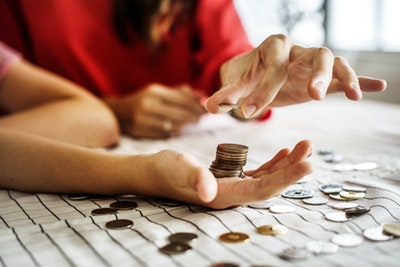 5 Money Saving Tips For Young Adults