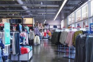 6 Tips to Keep Customers Coming Back with In-store Services
