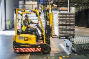 How You Can Improve Working Conditions In Your Warehouses