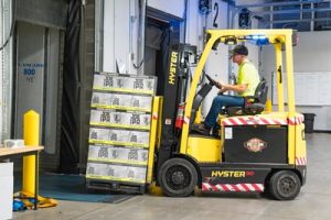 6 Benefits of Renting a Forklift Over Buying