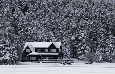 Selling Your Home In Winter- 7 Tips To Overcome The Seasonal Blues