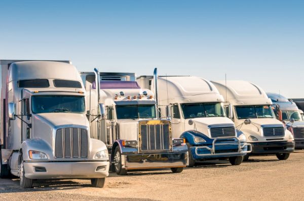 4 Challenges and Opportunities in the Logistics Industry